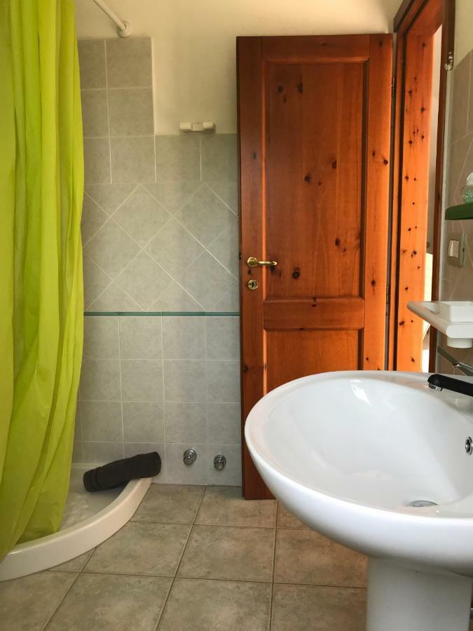 Casa Rosa Leilighet Cala Gonone Eksteriør bilde